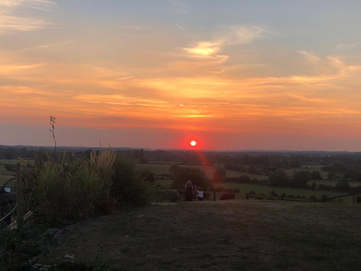 Little Park Holiday Homes Self Catering Cottages 1 & 2 Bedrooms Available Close To Tutbury Castle Buitenkant foto
